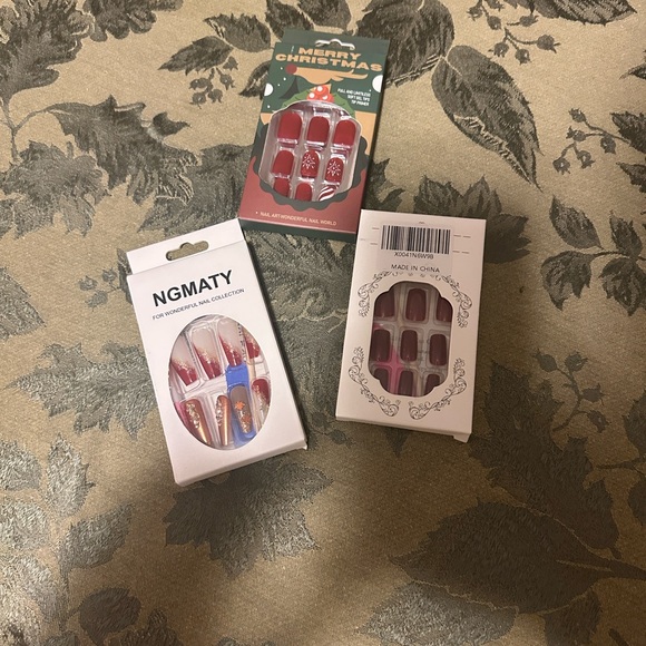 Bundle of 3 Nail sets - Picture 1 of 8